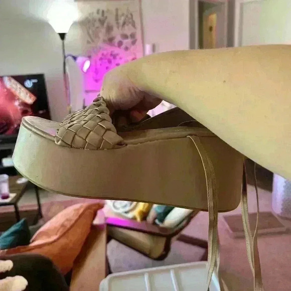 NASTY GAL NUDE WEDGE HEELS SIZE 7 - Picture 5 of 7